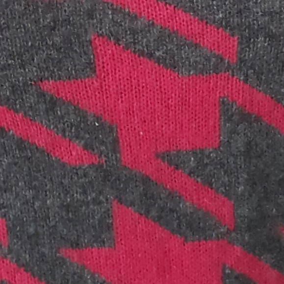 Halogen Gray Cashmere Sweater  Pink Geometric Design - Size XS Pullover Sweater - Picture 9 of 12